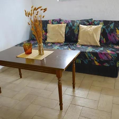 Apartment Ida Vir