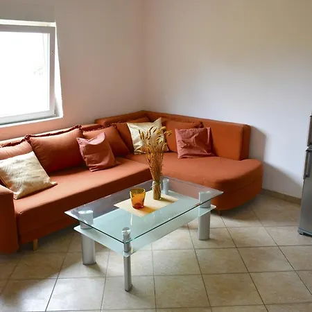 Ida Apartment